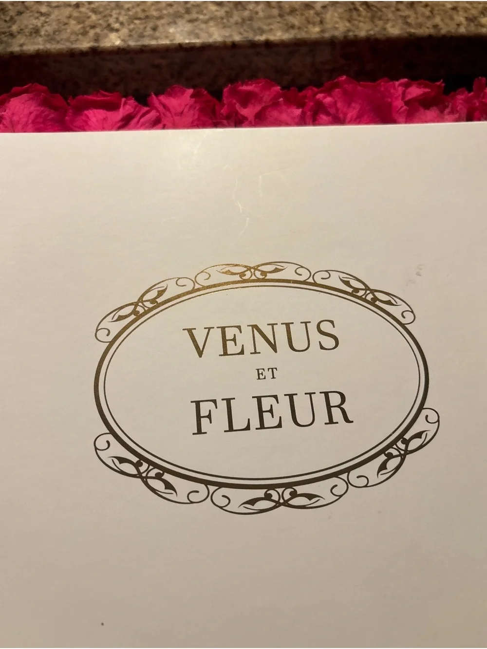 Venus Et Fleur ~White & Red 'Be Mine' Bear with Red and White Rose Box Accent
